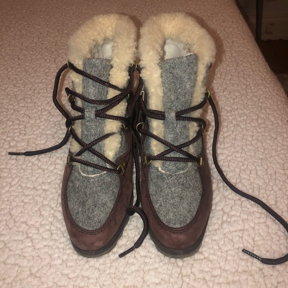 Sorel winter lace up boots